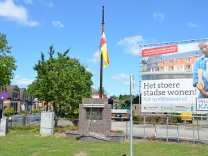 Gedenksteen Eeuwfeest van het Apeldoorns Kanaal